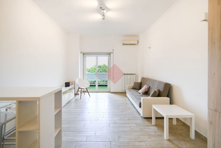 Foto Appartamento in Via Gregorio Ricci Curbastro 56, Roma Marconi di 80 m²