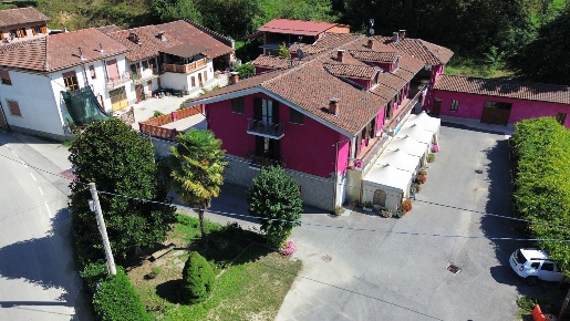 Foto Duplex in Via Morena 37, Ferrere Gherba di 200 m² con 6 locali