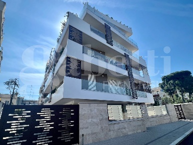 Foto Appartamento in Del Quadrifoglio, Bari Palese di 110 m² con 4 locali
