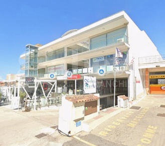 Foto Negozio in Via marceddi 32, Terralba Centro di 65 m² con 1 locali