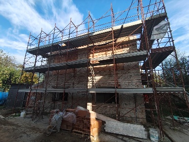 Foto Villa unifamiliare a Lucca Ponte a Moriano di 90 m² con 4 locali