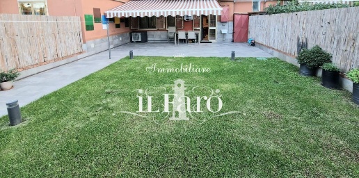 Foto Appartamento a Campi Bisenzio San Giusto, San Cresci di 81 m²