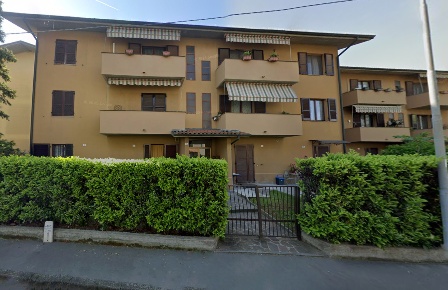 Foto Appartamento a Pozzo d'Adda Centro di 95 m² con 5 locali in vendita