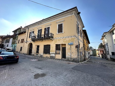 Foto Appartamento a Veduggio con Colzano Centro di 87 m² con 3 locali