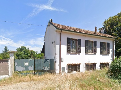 Foto Appartamento a Dorno Centro di 50 m² con 5 locali in vendita