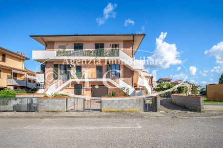 Foto Appartamento a Calcinaia di 60 m² con 3 locali in vendita