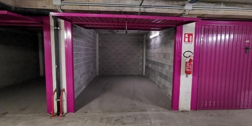 Foto Box a Milano Dergano di 43 m² con 2 locali in vendita