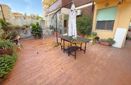 Foto Appartamento a Livorno Fabbricotti di 131 m² con 4 locali in vendita