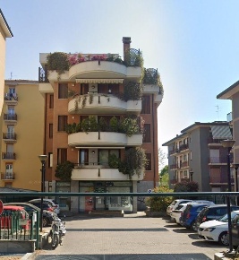 Foto Ufficio a Cernusco sul Naviglio Centro di 292 m² con 1 locali
