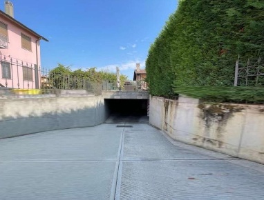Foto Box a Pavia Fossarmato - Riso Scotti di 33 m² con 1 locali in vendita