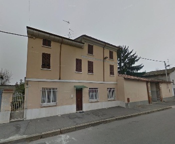Foto Appartamento a Lungavilla Centro di 241 m² con 4 locali in vendita