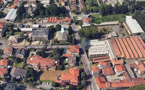 Foto Villa bifamiliare a Albiate di 312 m² con 6 locali in vendita