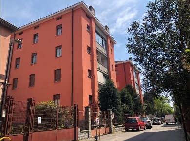 Foto Appartamento a Cormano di 90 m² con 4 locali in vendita