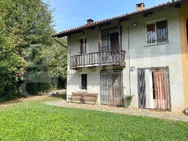 Foto Casa indipendente in Terlapini, Bra Bandito di 120 m² con 5 locali