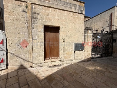 Foto Appartamento in Via Sen Lacaita 38, Manduria Centro di 170 m²