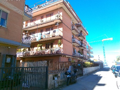 Foto Box in Valvestino, Roma Ottavia di 160 m² in vendita