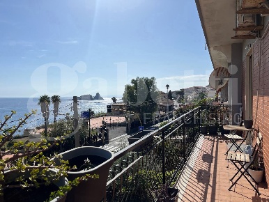 Foto Appartamento in Via Livorno 111, Aci Castello Centro di 113 m²