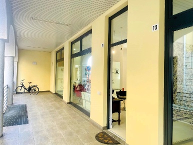 Foto Negozio in Vicolo legnani 2, Legnano di 80 m² in vendita
