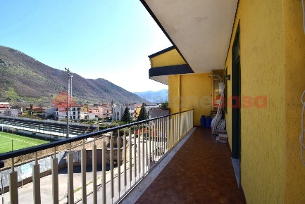 Foto Appartamento in Via Spinelli 104, Siano di 100 m² con 3 locali