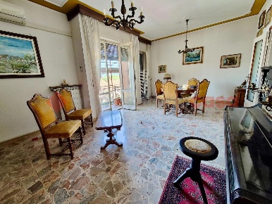 Foto Appartamento in Via poerio 1, Pisa San Marco di 130 m² con 4 locali