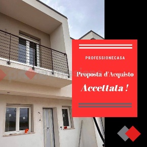 Foto Villa bifamiliare in Via Buonarroti 1, Avezzano Centro di 115 m²