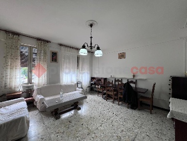 Foto Appartamento in Claudio Tolomeo, Arezzo Saione di 137 m² con 6 locali