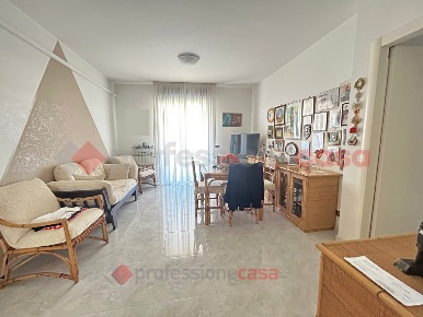 Foto Appartamento in cimarosa, Bari San Girolamo di 80 m² in vendita