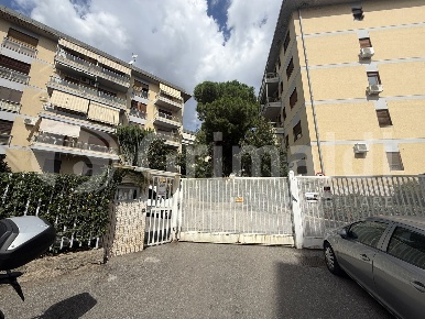 Foto Appartamento in Via del Fante 68, Messina Annunziata Bassa di 126 m²