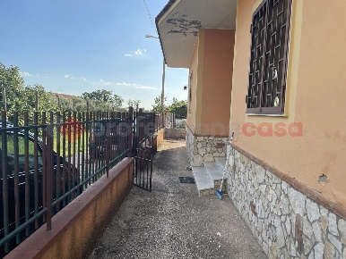 Foto Villa singola in Via Miceli III trav. snc, Vitulazio di 120 m²
