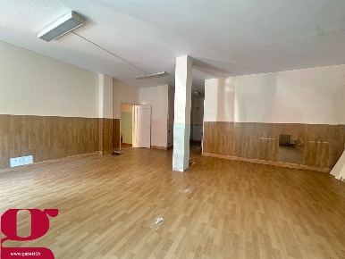 Foto Magazzino in Via Diano Calderina snc, Imperia Oneglia di 123 m²