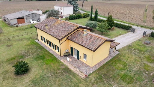 Foto Villa singola in Via Panigalli, Ferrara Contrapò - Villanova di 250 m²