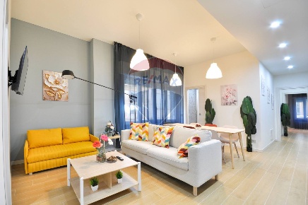 Foto Appartamento in Via Brambilla, Como Sant'Agostino di 112 m² in vendita