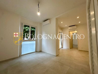 Foto Appartamento in Via Milano, Bologna Savena di 54 m² con 2 locali