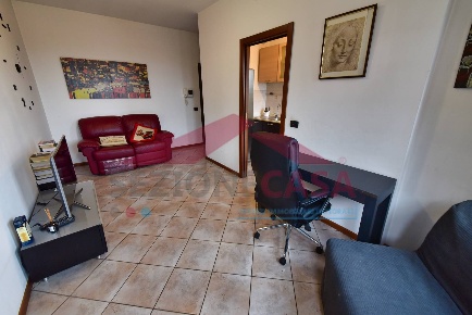 Foto Appartamento in CARONNO PERTUSELLA, Caronno Pertusella Centro di 60 m²