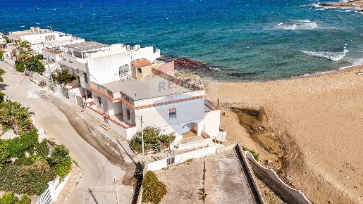 Foto Appartamento in Contrada Morghella, Pachino di 125 m² con 5 locali