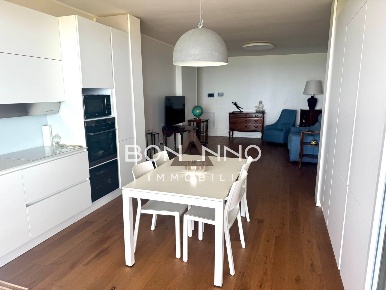Foto Appartamento in VIA CORSICA, Termoli di 115 m² con 3 locali in vendita