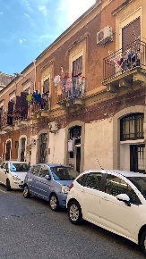 Foto Casa indipendente in Via Fiorentino, Catania di 42 m² con 2 locali
