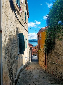 Foto Appartamento in via Reboa, Portovenere Centro di 50 m² con 3 locali