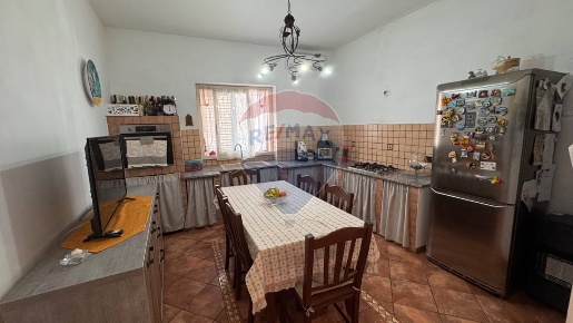 Foto Appartamento in Cortile II Le Chiavi, Palermo Acquasanta di 113 m²