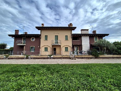 Foto Villa a schiera in Località Gabbia 441, Villafranca di Verona