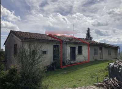 Foto Rustico in Strada Monte Peruzzo, Cagli di 78 m² con 2 locali
