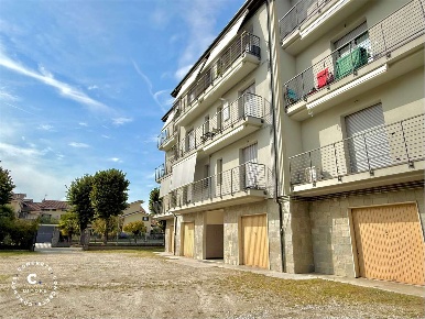 Foto Appartamento in Viale Gloria  8, Villanova d'Asti Centro di 85 m²