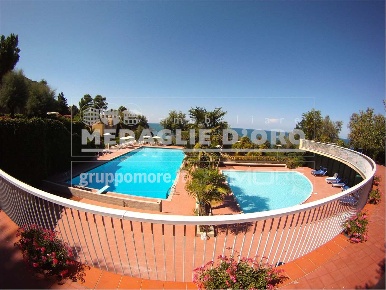 Foto Appartamento in Ad.ze via Panoramica, Gabicce Mare Centro di 120 m²