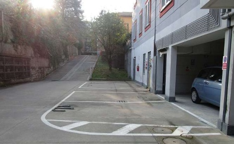 Foto Box in Via Beato Angelico, Besana in Brianza Centro di 18 m²