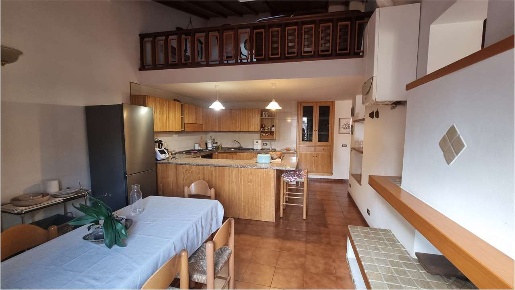 Foto Appartamento a Sarzana di 135 m² con 5 locali in affitto