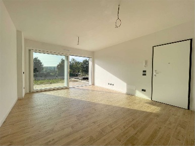 Foto Appartamento in via Manzoni, Guanzate Centro di 63 m² con 2 locali