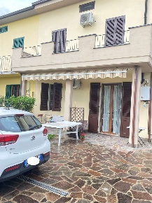 Foto Casa indipendente in Via San Martino per Galceti 36, Prato San Martino