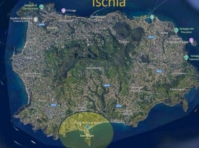 Foto Hotel a Ischia Sant'angelo di 800 m² in vendita