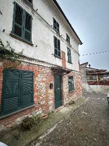Foto Casa indipendente in via casa mazzi 31, Ziano Piacentino Vicobarone