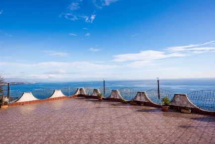 Foto Appartamento in via Santa Caterina snc, Acireale di 138 m² in vendita